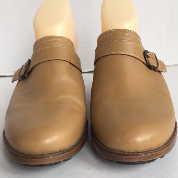 Dansko clogs slip on tan clogs size 41 - Picture 2 of 8